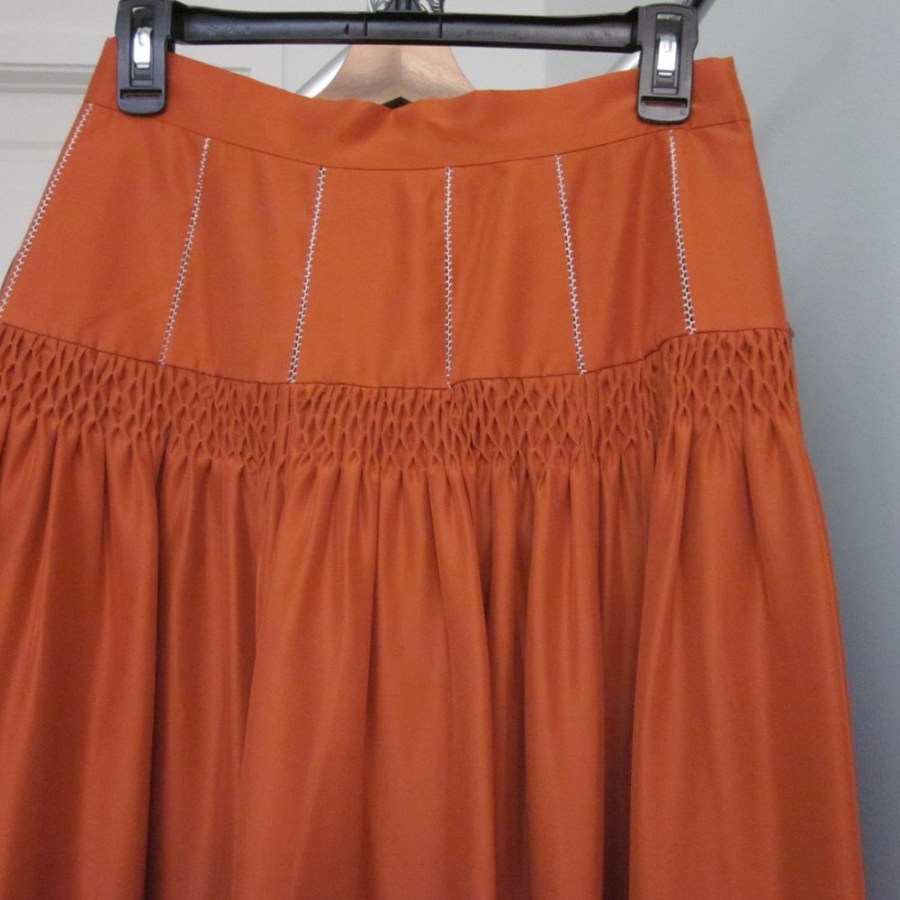 Women Elegant Lace-Accented 100% Silk Swirl Maxi Skirt with lace trim in size 4 - Picture 7 of 15